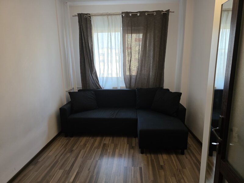 Oltenitei, 10 minute metrou, chiar la Lidl, stradal