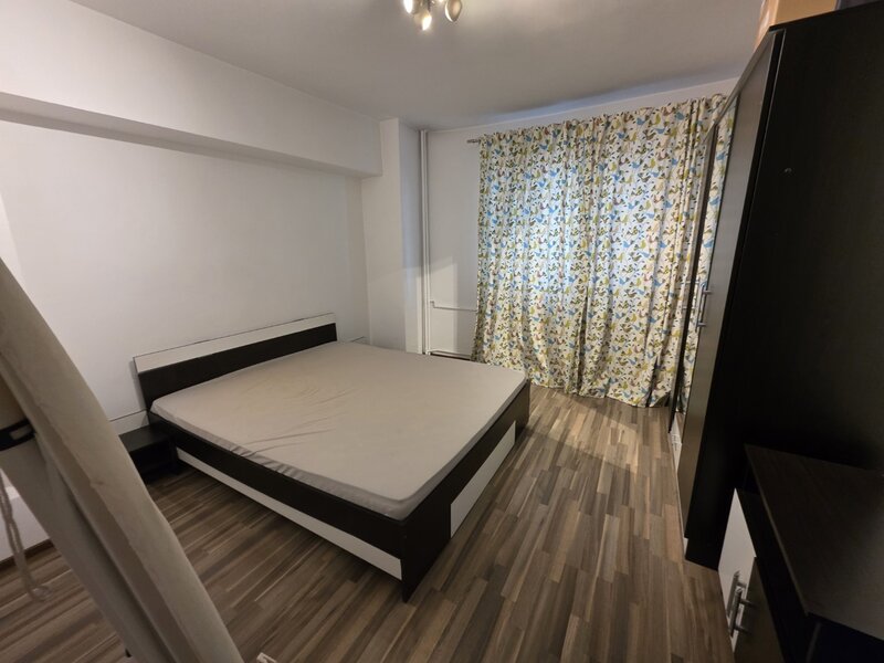 Oltenitei, 10 minute metrou, chiar la Lidl, stradal