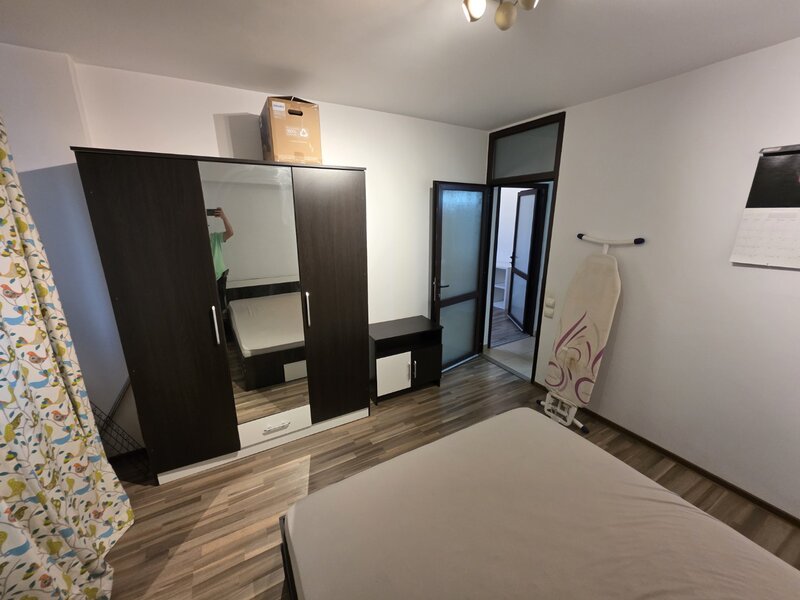 Oltenitei, 10 minute metrou, chiar la Lidl, stradal