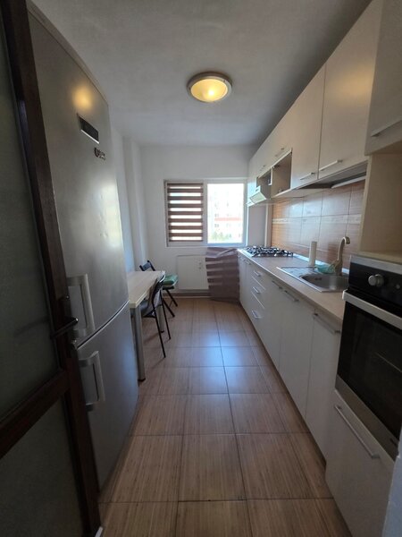 Oltenitei, 10 minute metrou, chiar la Lidl, stradal